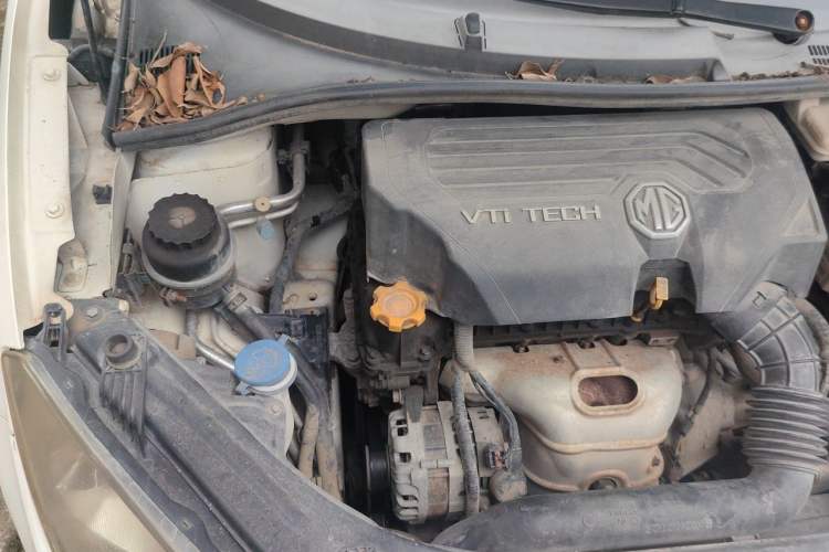 Used MG 3 2013 1.5L AMT Elite Edition Engine Bay Right