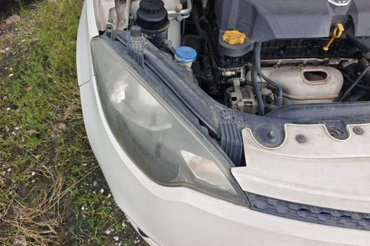 Used MG 3 2013 1.3L Manual Comfort Edition Engine Bay Right