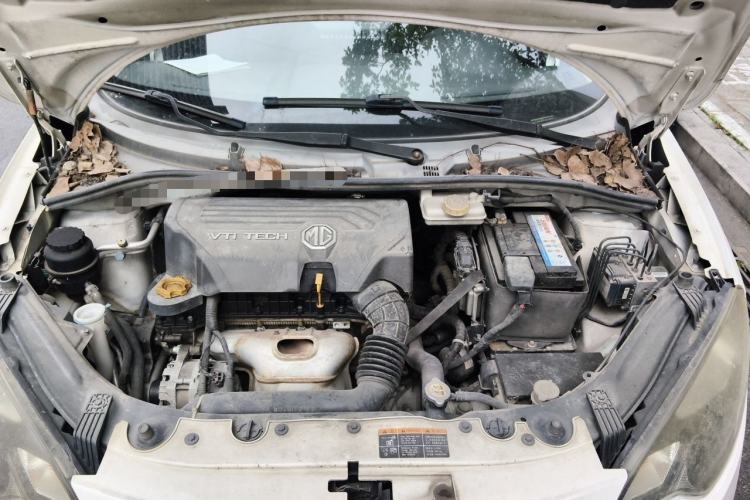 Used MG 3 2013 1.5L AMT Elite Edition Engine Bay