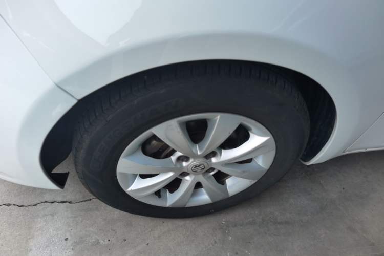 Used MG 3 2013 1.5L AMT Elite Edition Exterior 2