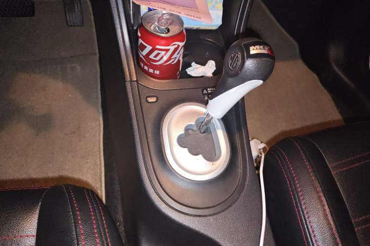 Used MG 3 2013 1.5L AMT Elite Edition Gear Lever