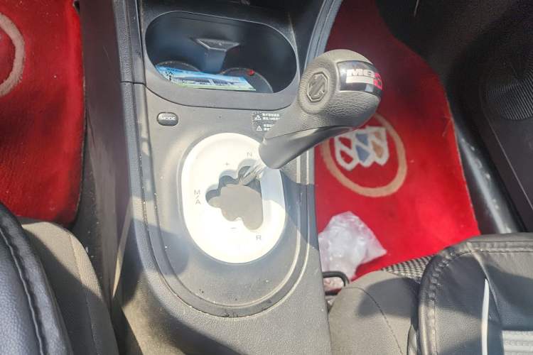 Used MG 3 2013 1.3L AMT Comfort Edition Gear Lever