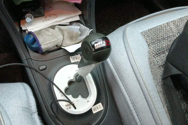 Used MG 3 2013 1.5L AMT Elite Edition Gear Lever