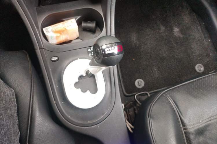 Used MG 3 2013 1.5L AMT Elite Edition Gear Lever