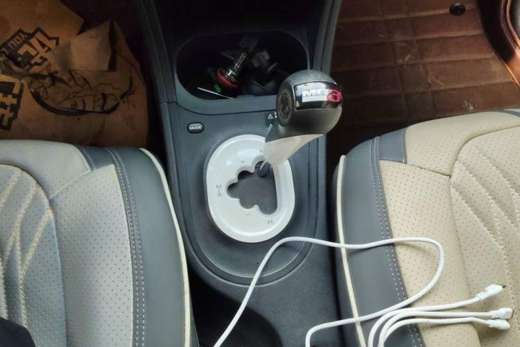 Used MG 3 2013 1.5L AMT Elite Edition Gear Lever