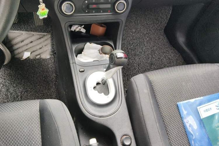 Used MG 3 2013 1.5L AMT Elite Edition Gear Lever