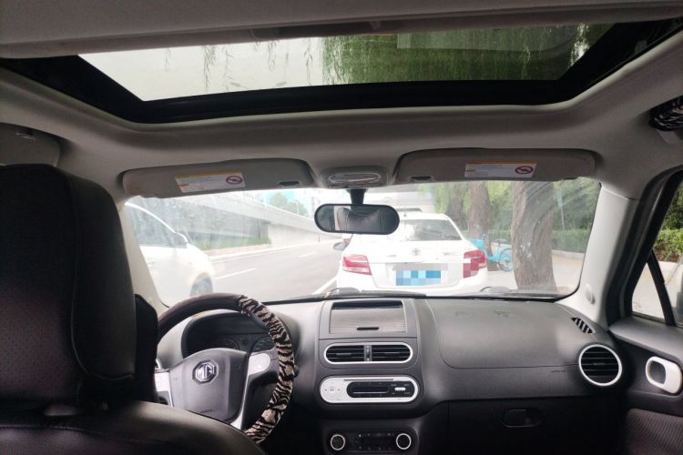 Used MG 3 2013 1.5L AMT Elite Edition Headliner