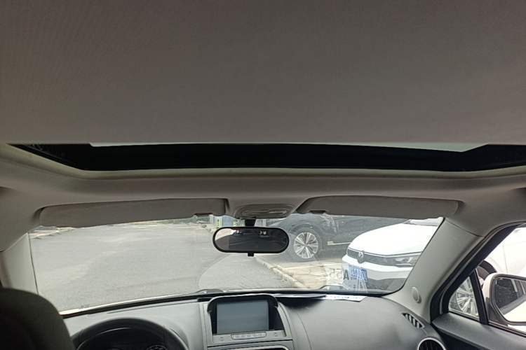 Used MG 3 2013 1.5L AMT Elite Edition Headliner
