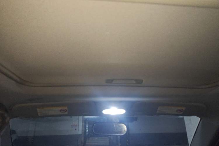 Used MG 3 2013 1.5L AMT Elite Edition Headliner