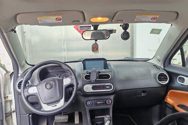Used MG 3 2013 1.5L AMT Elite Edition Headliner
