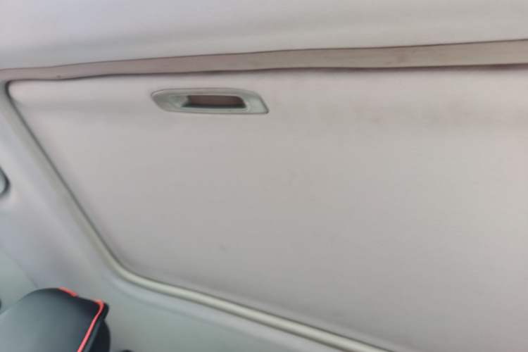 Used MG 3 2013 1.5L AMT Elite Edition Headliner