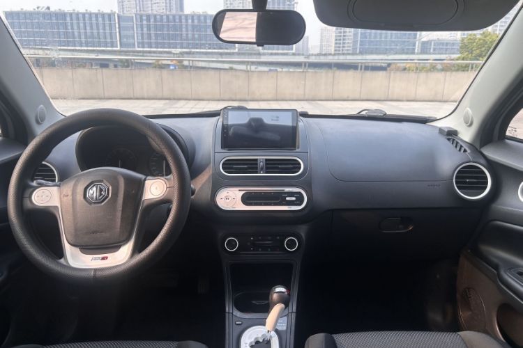Used MG 3 2013 1.5L AMT Elite Edition Interior 1