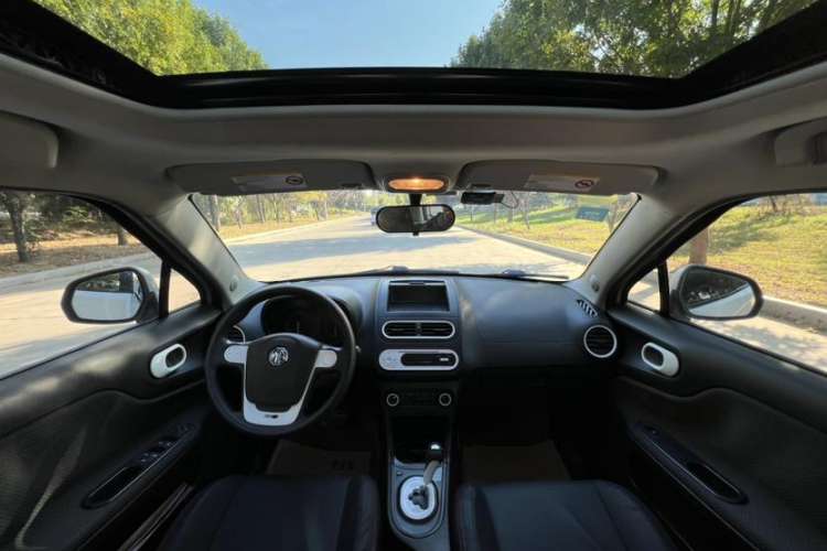 Used MG 3 2013 1.5L AMT Elite Edition Interior 1