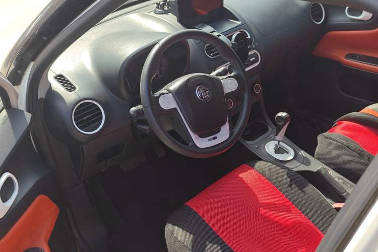 Used MG 3 2013 1.5L AMT Elite Edition Interior 2