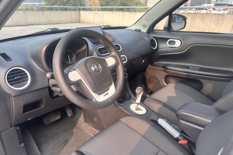 Used MG 3 2013 1.5L AMT Elite Edition Interior 3