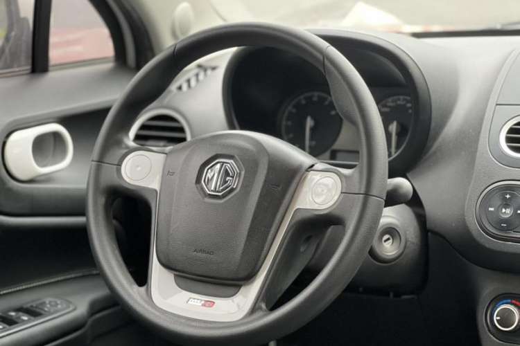 Used MG 3 2013 1.3L AMT Comfort Edition Interior 4