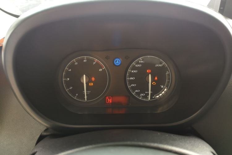Used MG 3 2013 1.5L AMT Elite Edition Interior 4
