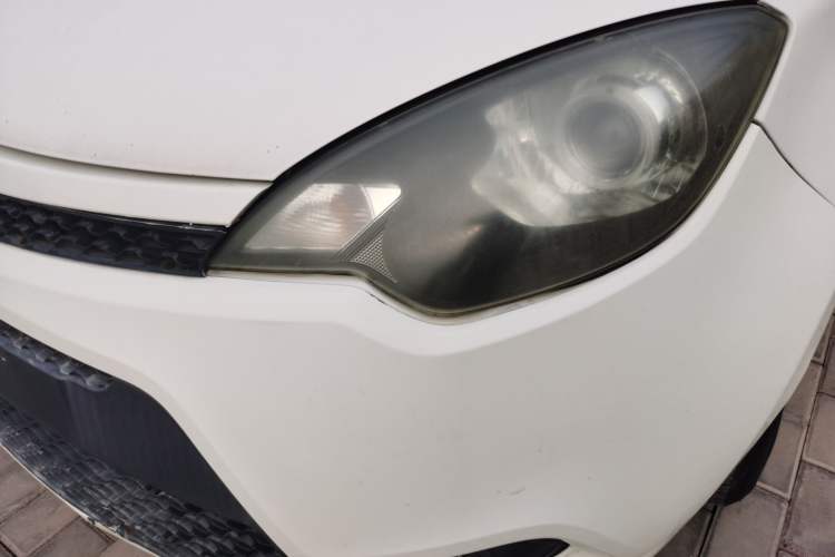Used MG 3 2013 1.5L AMT Elite Edition Left Front Headlight