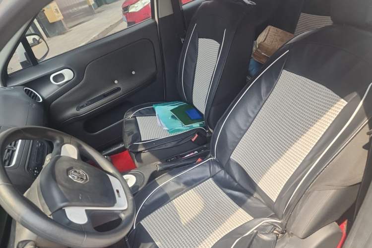 Used MG 3 2013 1.3L AMT Comfort Edition Left Front Seat