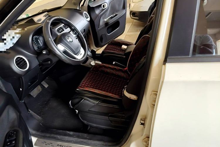 Used MG 3 2013 1.3L AMT Comfort Edition Left Front Seat