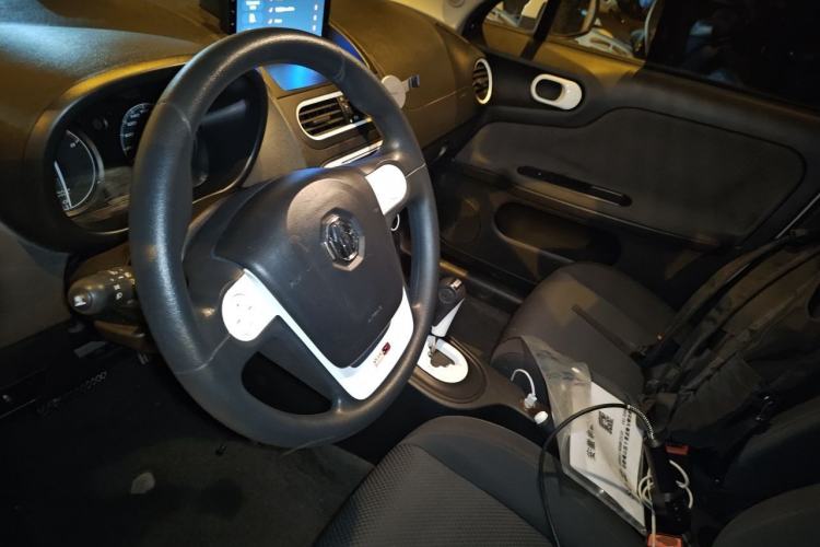 Used MG 3 2013 1.5L AMT Elite Edition Left Front Seat