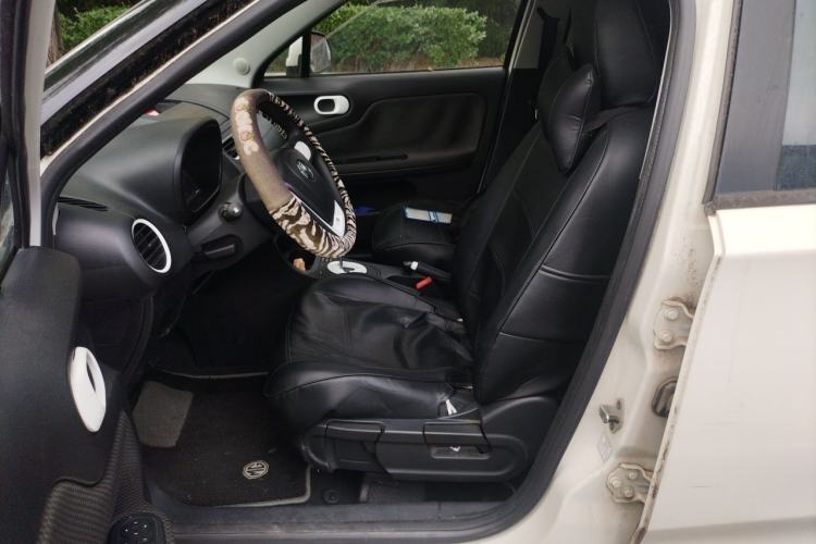 Used MG 3 2013 1.5L AMT Elite Edition Left Front Seat