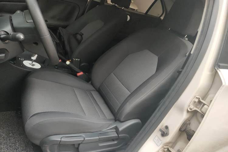 Used MG 3 2013 1.5L AMT Elite Edition Left Front Seat