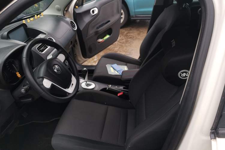 Used MG 3 2013 1.5L AMT Elite Edition Left Front Seat