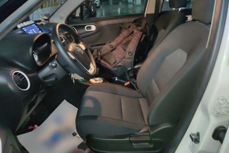 Used MG 3 2013 1.3L AMT Comfort Edition Left Front Seat