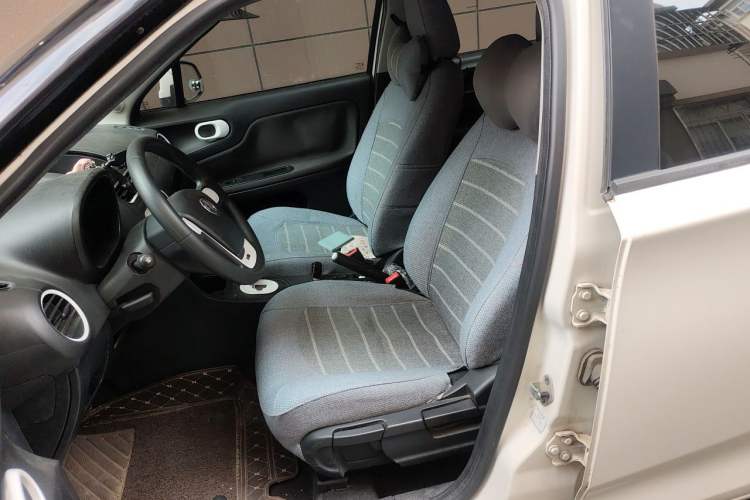 Used MG 3 2013 1.5L AMT Elite Edition Left Front Seat