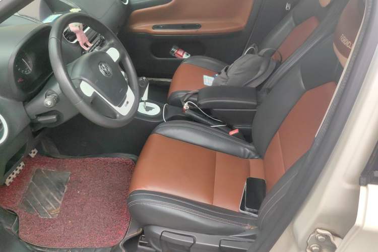 Used MG 3 2013 1.5L AMT Elite Edition Left Front Seat