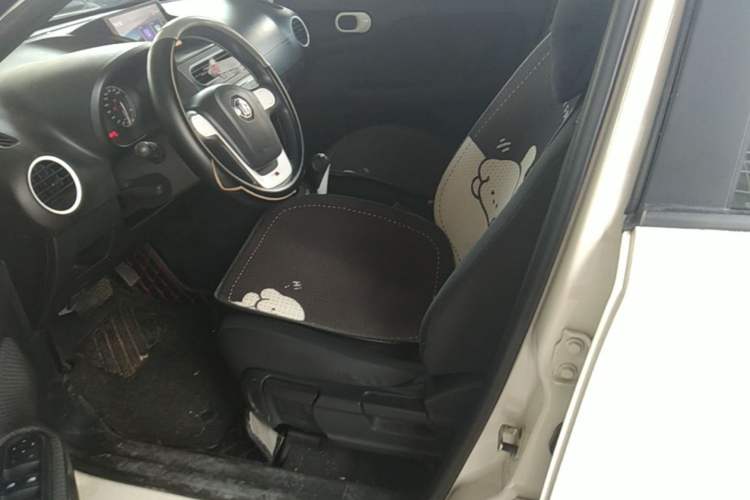Used MG 3 2013 1.5L AMT Elite Edition Left Front Seat