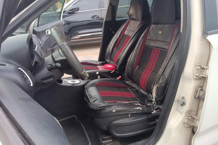 Used MG 3 2013 1.3L AMT Comfort Edition Left Front Seat