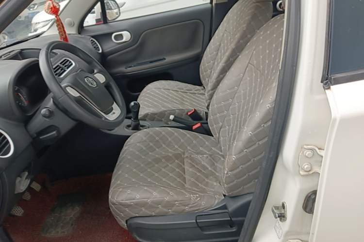 Used MG 3 2013 1.3L Manual Comfort Edition Left Front Seat
