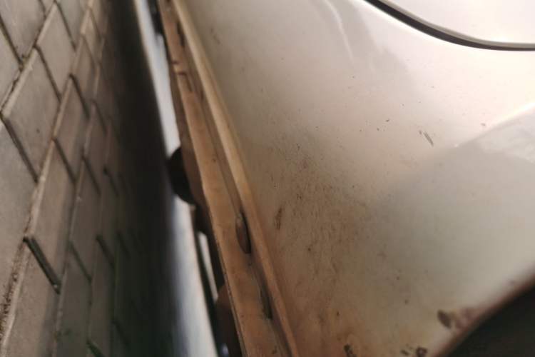 Used MG 3 2013 1.5L AMT Elite Edition Left Side Sill