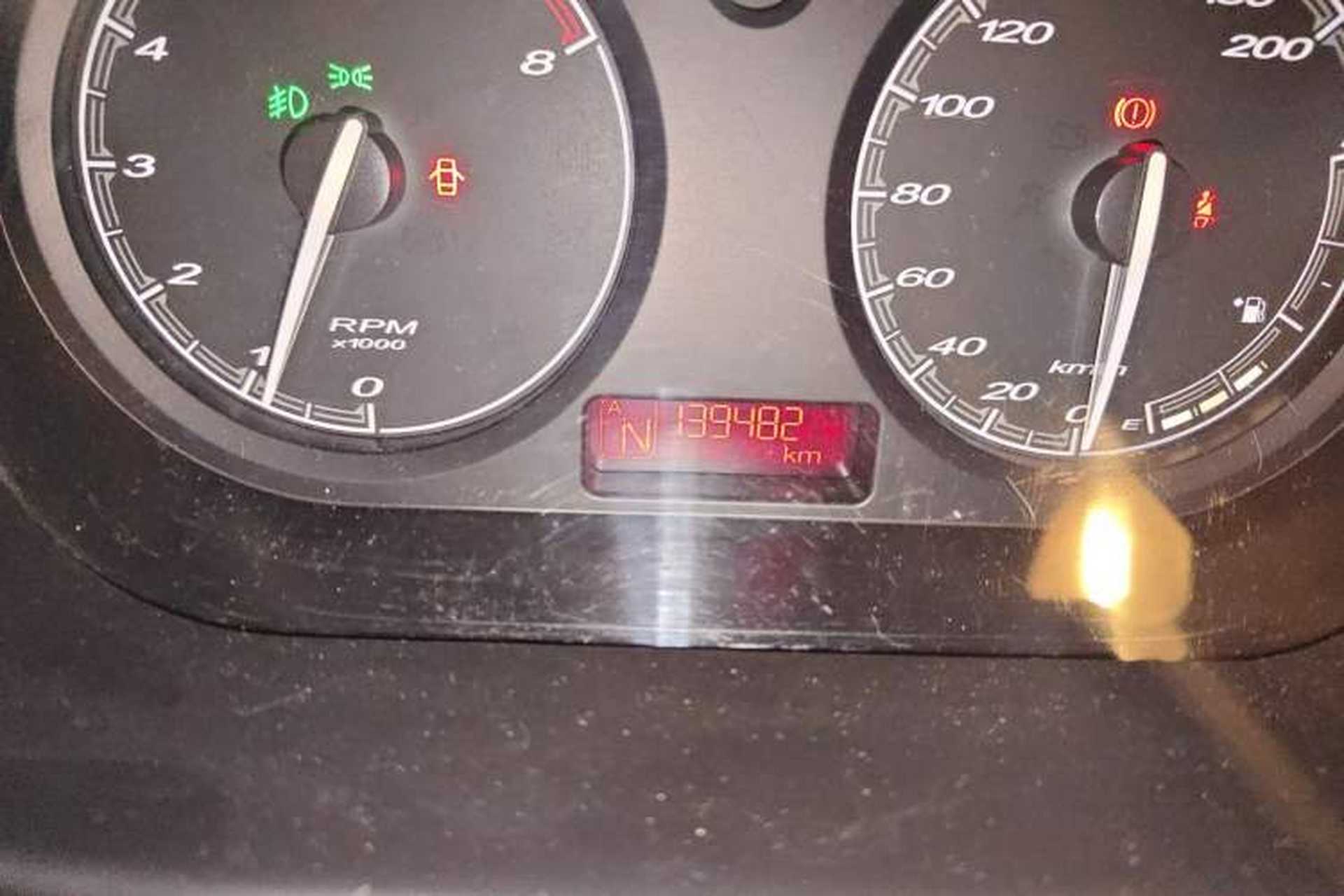 Used MG 3 2013 1.5L AMT Elite Edition Odometer Close Up