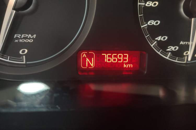 Used MG 3 2013 1.5L AMT Elite Edition Odometer Close Up