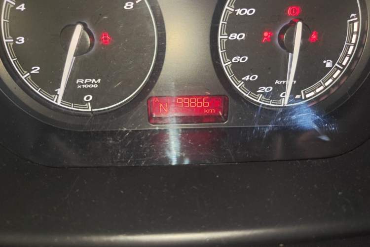 Used MG 3 2013 1.5L AMT Elite Edition Odometer Close Up