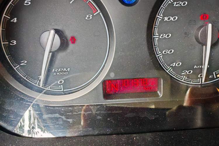 Used MG 3 2013 1.5L AMT Elite Edition Odometer Close Up