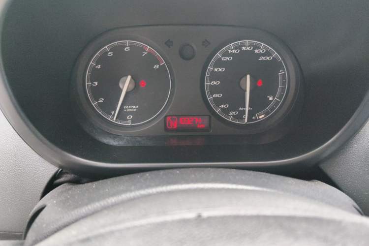 Used MG 3 2013 1.5L AMT Elite Edition Odometer Close Up