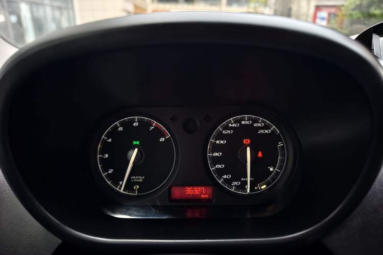 Used MG 3 2013 1.3L Manual Comfort Edition Odometer Close Up