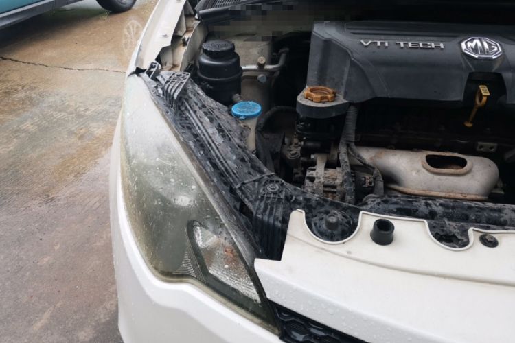 Used MG 3 2013 1.5L AMT Elite Edition Right Front Headlight