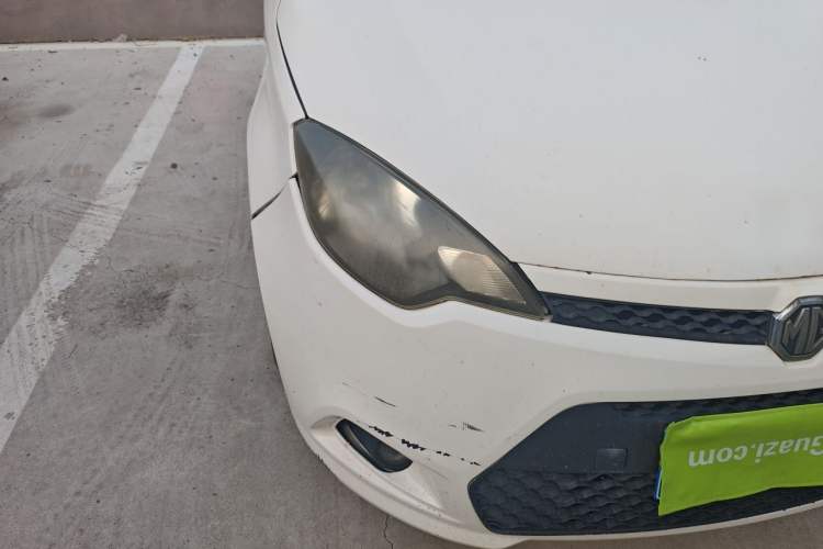 Used MG 3 2013 1.5L AMT Elite Edition Right Front Headlight