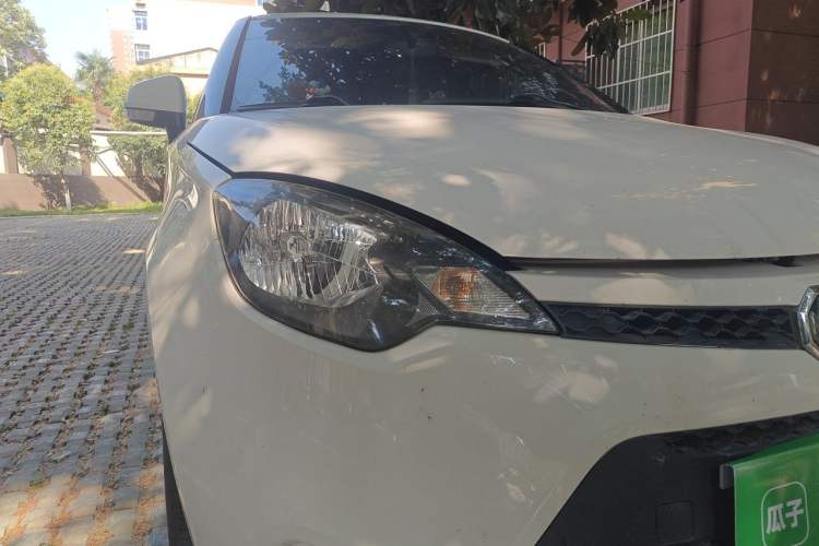 Used MG 3 2013 1.5L AMT Elite Edition Right Front Headlight