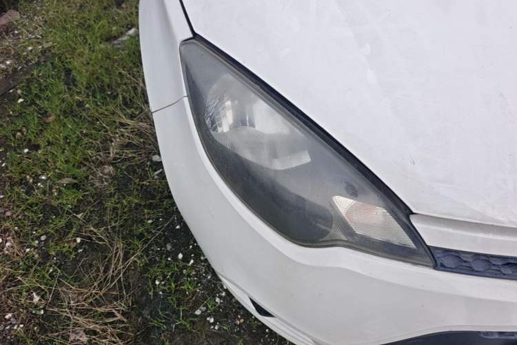Used MG 3 2013 1.3L Manual Comfort Edition Right Front Headlight