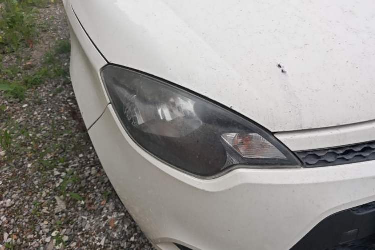Used MG 3 2013 1.5L AMT Elite Edition Right Front Headlight