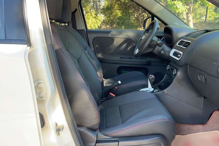 Used MG 3 2013 1.5L AMT Elite Edition Right Front Seat