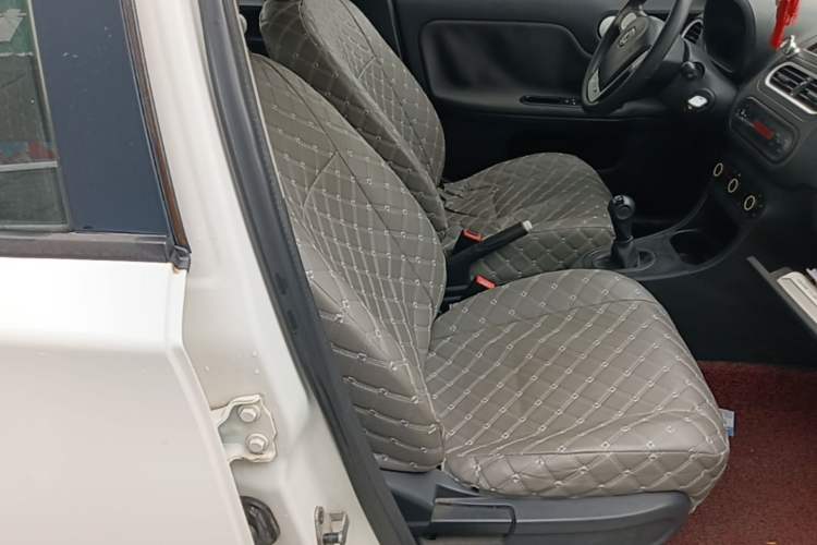 Used MG 3 2013 1.3L Manual Comfort Edition Right Front Seat