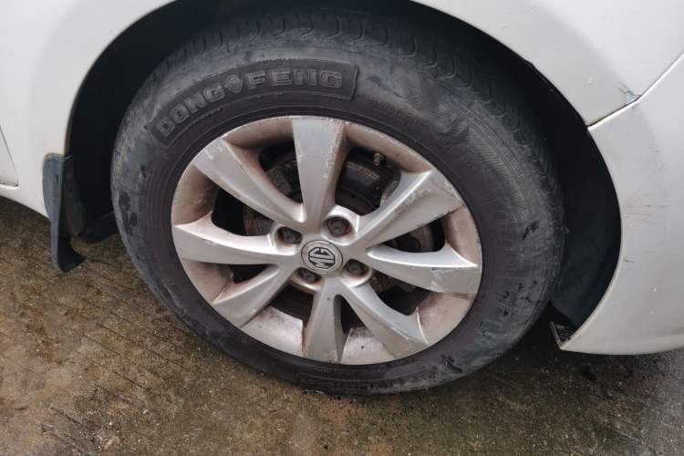 Used MG 3 2013 1.5L AMT Elite Edition Right Front Wheel Hub