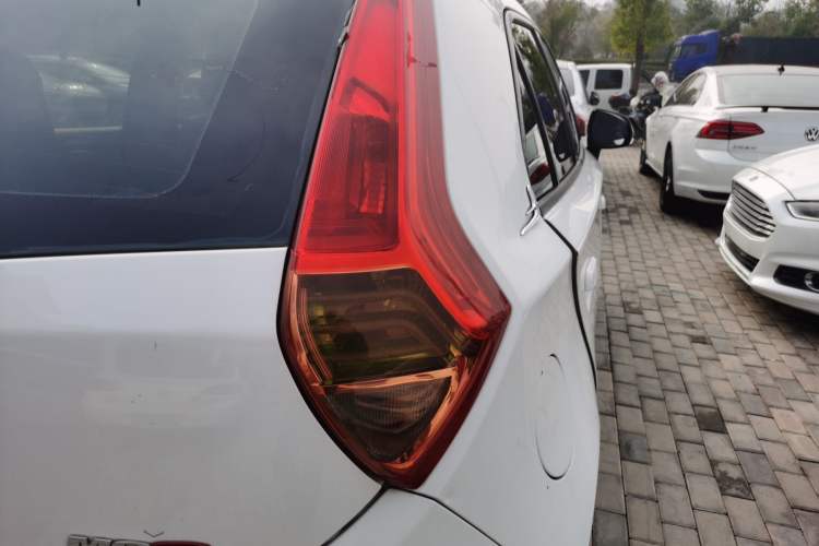 Used MG 3 2013 1.5L AMT Elite Edition Right Rear Taillight